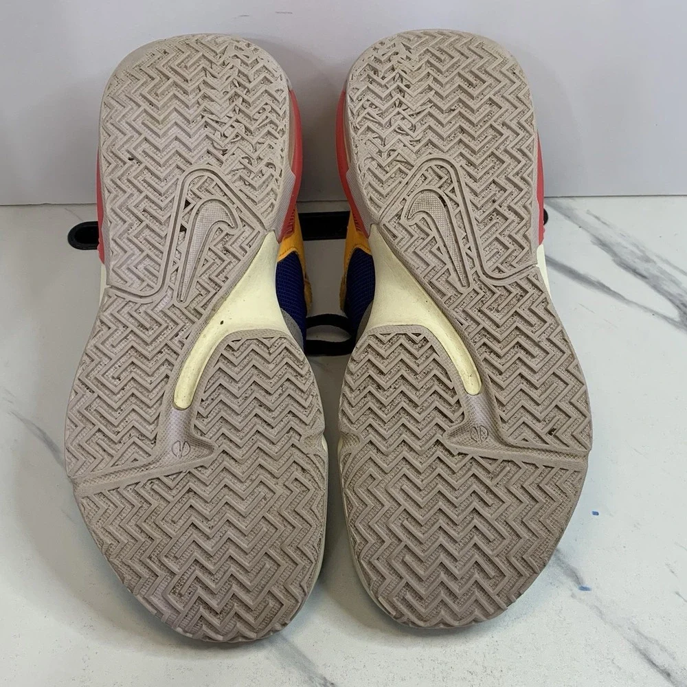 Size Youth 7 - Nike LeBron‎ Witness 7 Multi-Color